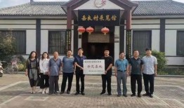 周厨餐厅爆料新闻视频大全,新闻视频大全揭秘幕后故事